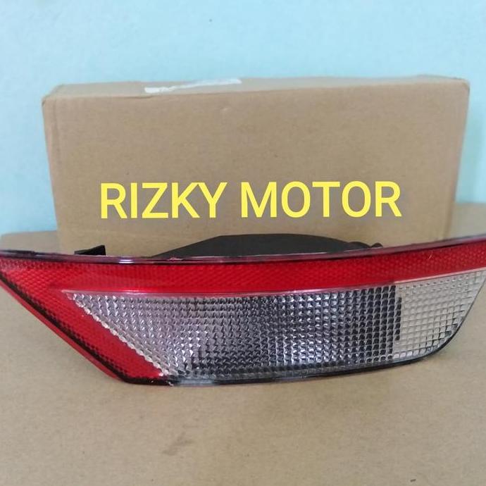 TERBARU - Lampu Reflektor Bumper Belakang Kanan Ford Focus