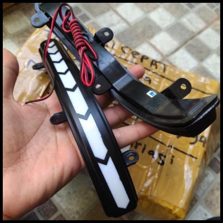 TERBARU LAMPU SEIN SPION MOBIL AVANZA 2012 2015 LED MODEL PANAH 