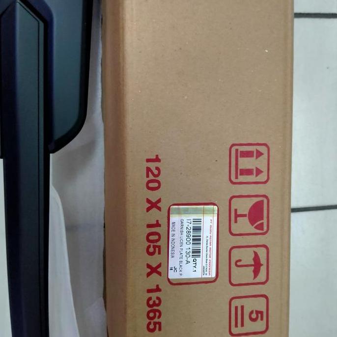 garnis linsence plat nomor belakang Isuzu panther original