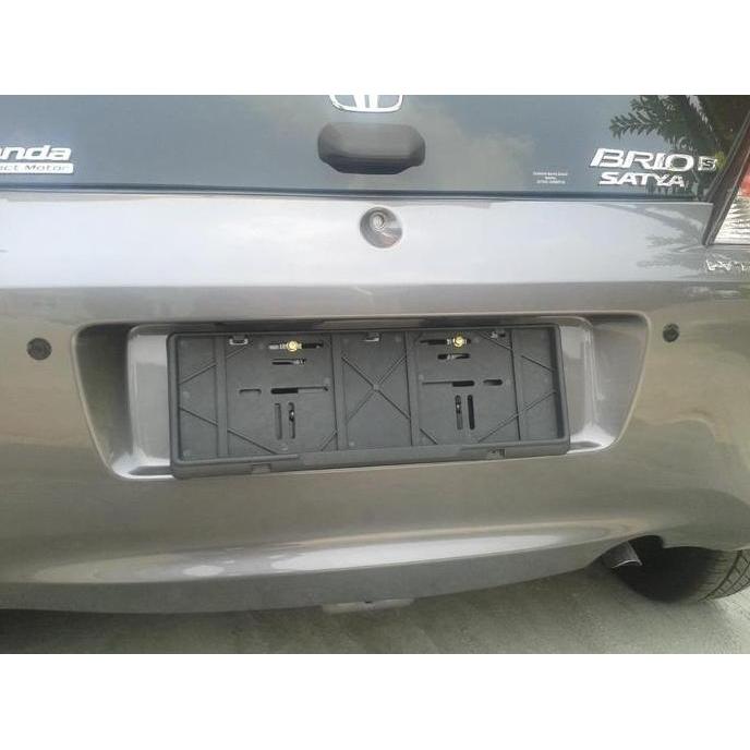 Dudukan Plat Nomor Mobil / Cover Tempat Dudukan Plat Nomor Mobil