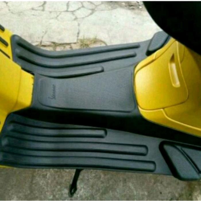 Karpet Vespa Lx 125 Lx 150 Iget Vespa S 125 S 150 Dan Lxv Aksesoris Vespa Original Dan Terpercaya