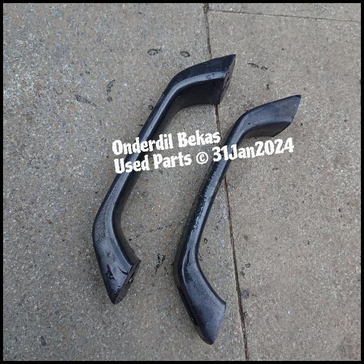 DISKON HANDGRIP DAIHATSU CHARADE 1985 REPAINT 