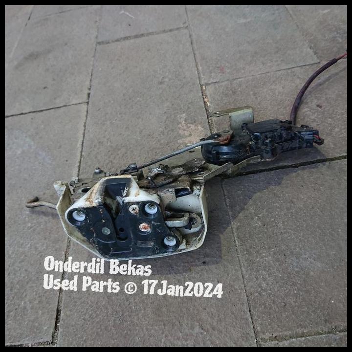 DISKON DOOR LOCK KIRI BELAKANG RL SUZUKI BALENO NEXT G 2005 