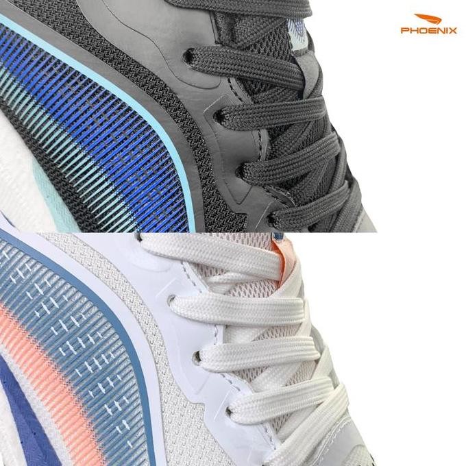 Phoenix Niskala Sepatu Running Wanita