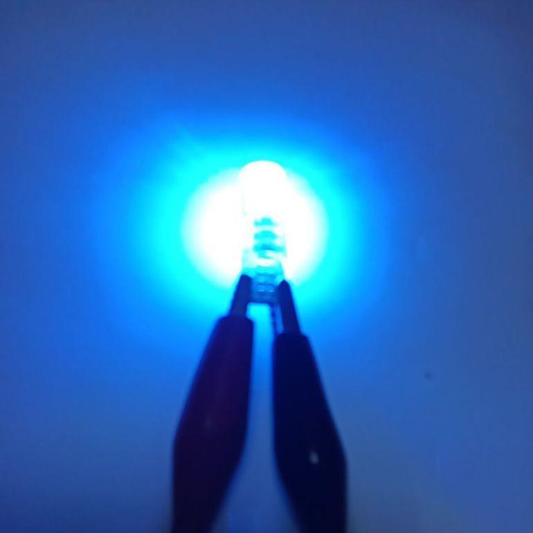 It34 Wwr-76 Lampu Senja T10 24 Led 12V&24 V Mateng/Diam Wwr-76 It34