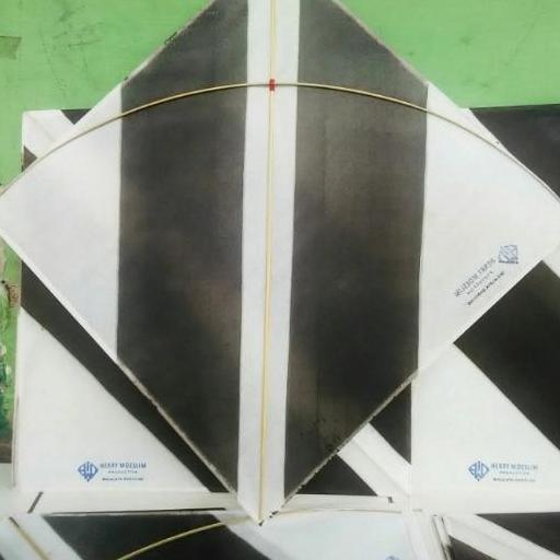 layangan aduan super Bandung