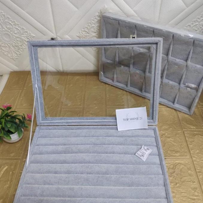 Display/Tempat Cincin Kotak Kaca/Bahan Bulu Halus Abu-abu JS