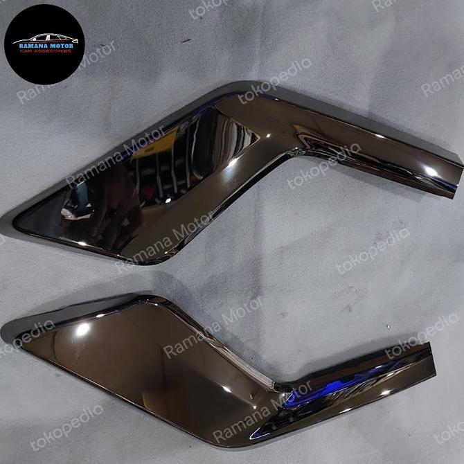 Lis List Foglamp Fortuner 2021 Lis List Cover Foglamp Fortuner VRZ Original