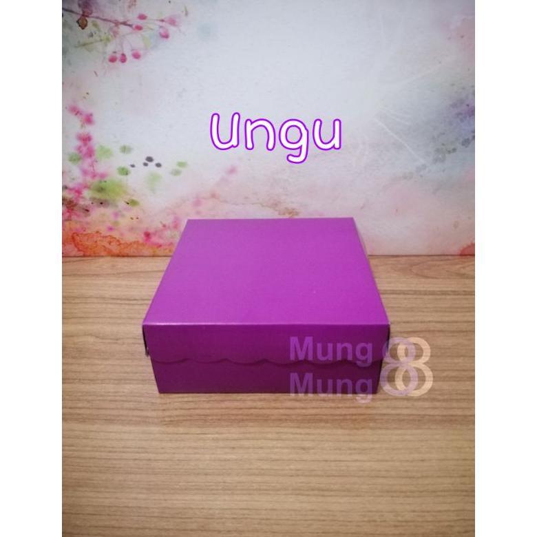 Bisa Cod Dus Nasi 18X18 / Kotak Nasi 18X18 / R8 350 Warna Ak ||