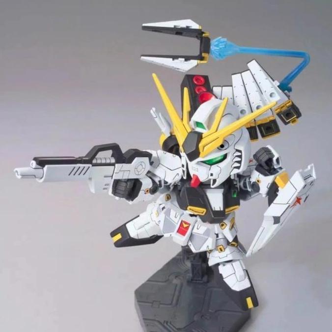 Bandai SD BB RX-93 V Nu Gundam + funnel effect + bazooka
