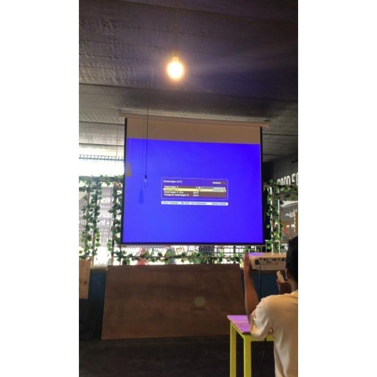 Layar Proyektor manual 70inch/ screen protector manual 70inch Proyektor