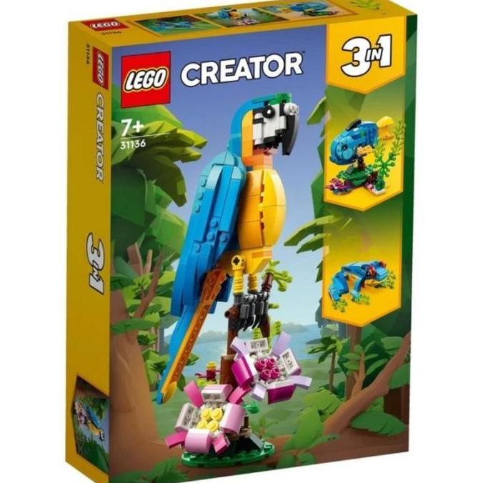 Lego creator 31136