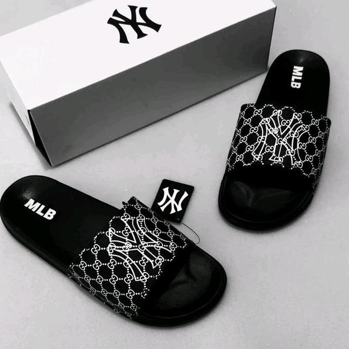 DV59 }} Sandal Selop NY MLB Casual Pria Wanita Nyaman Antiselip/Sandal Slip On/Sandal Pria Wanita Te