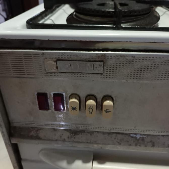 Kompor gas 4 tungku plus oven modena