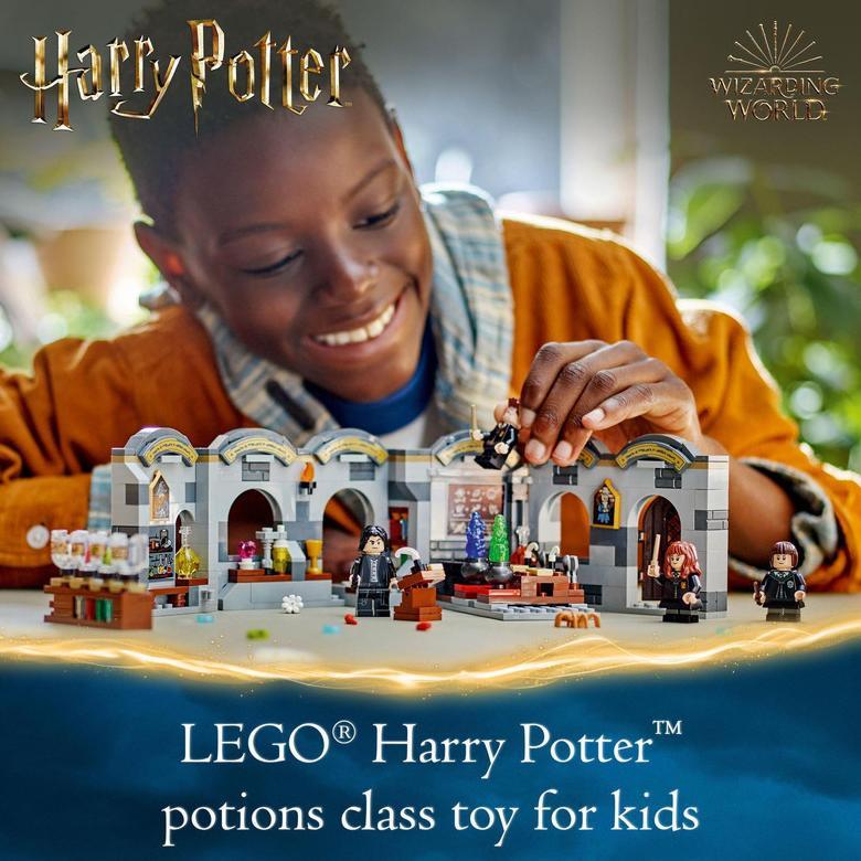NEW STOCK  LEGO Harry Potter 76431 Hogwarts Castle: Potions Class (397 Pieces) Harry Potter Toys (8 