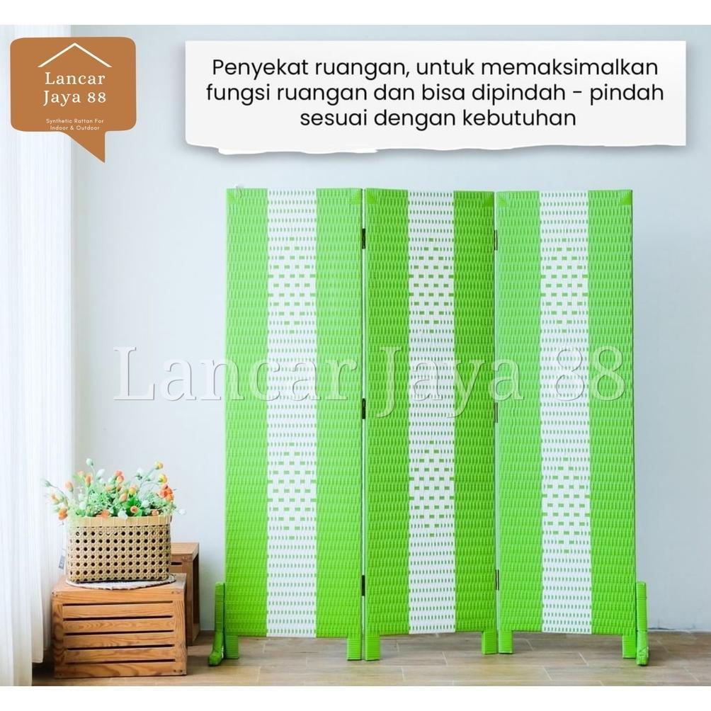 Sketsel Ruangan Rotan Sintetis 3 Panel Tinggi 170 Cm