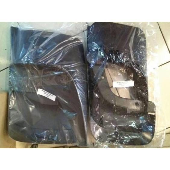Karpet Lumpur Mudguard Kijang Kapsul 1997 - 2003