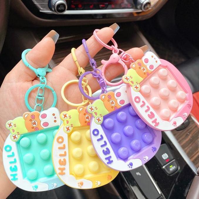 Gantungan kunci pop it LABIRIN karakter p yugui dog korea game permainan pop it music pinch music ma