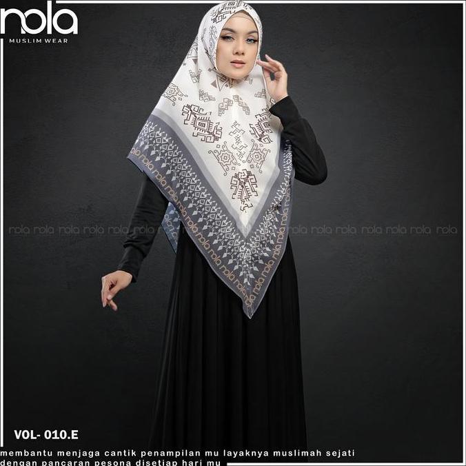 NOLA - Khimar Printing Sultan Batik Edition  Ceruti Ceruty Muslim Jilbab Motif Batik Syari Wanita Ke