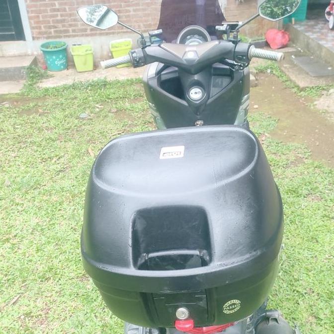 box Givi NMAX old touring