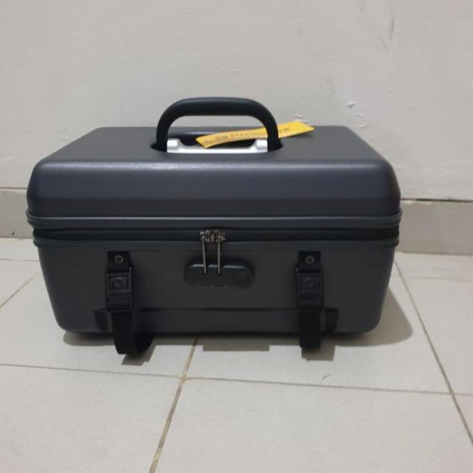 box belakang motor/ box kurir