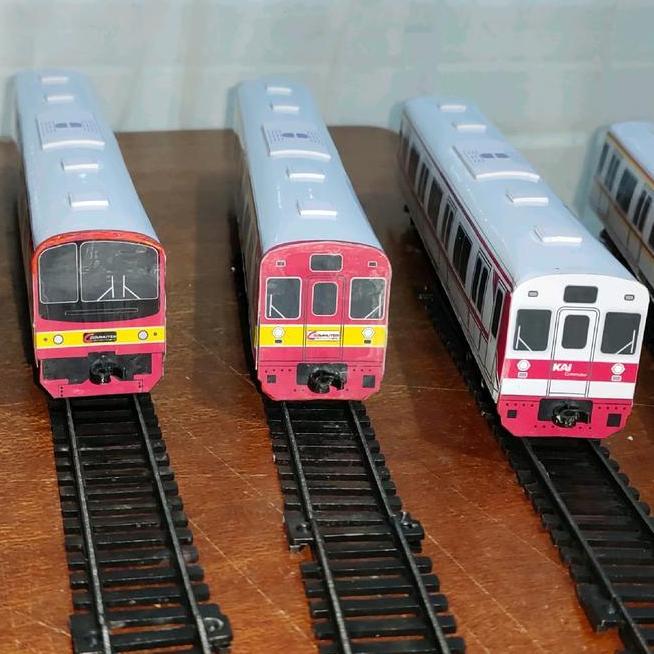 Mainan Anak Kereta Api Indonesia Krl Kereta Commuter Tanpa Set Hadiah