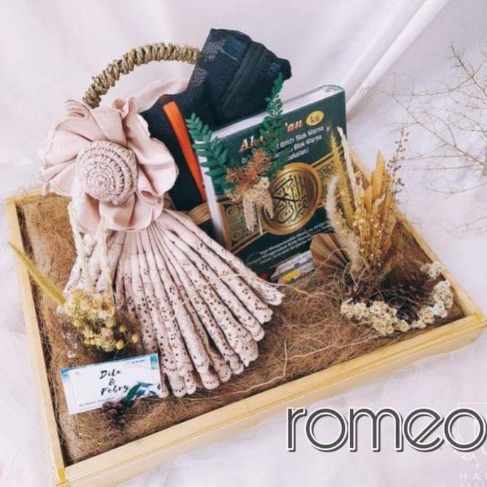 Kotak Seserahan Kayu Kotak Style Rustic Dengan Tutup Mika Kayu Jati Belanda