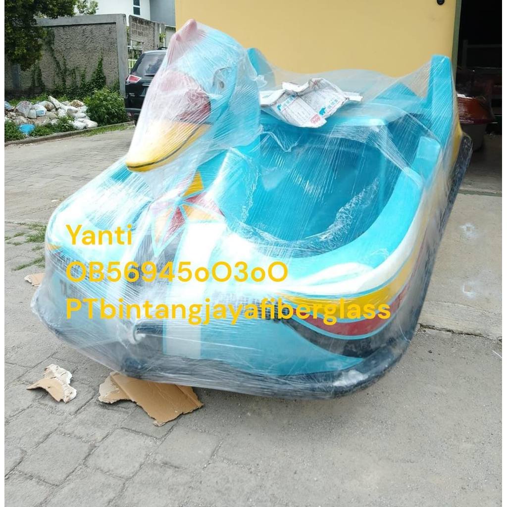 sepeda air bebek bebekan gowes,perahu wisata danau,sepeda air itik kecil,bebek bebekan sedang