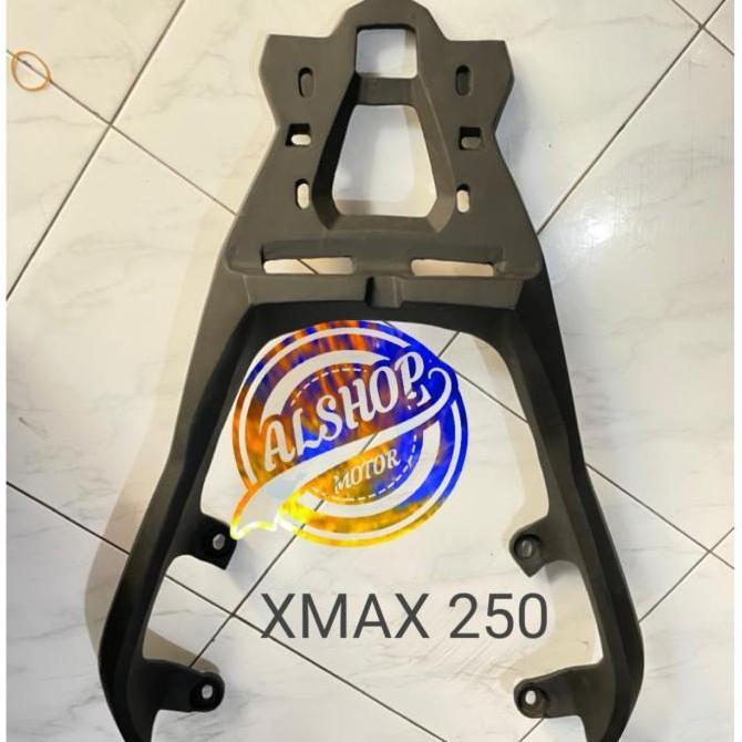Bracket Xmax 250 / Breket Box Xmax 250 Dudukan Box Yamaha Xmax 250 Motor Motorcycle Promo