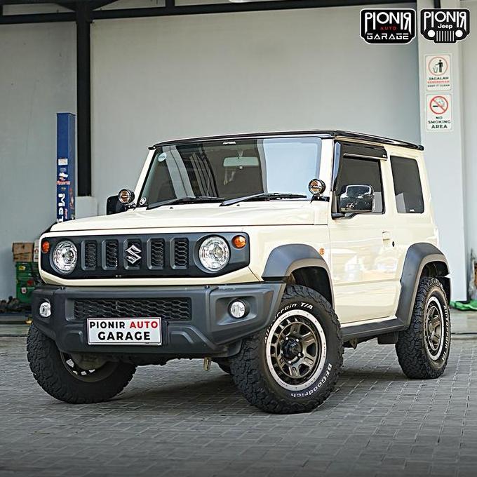 Bracket Lampu Suzuki Jimny Dudukan Lampu Tambahan Pilar A Suzuki Jimny JB74 JC74 Aksesoris Suzuki Ji