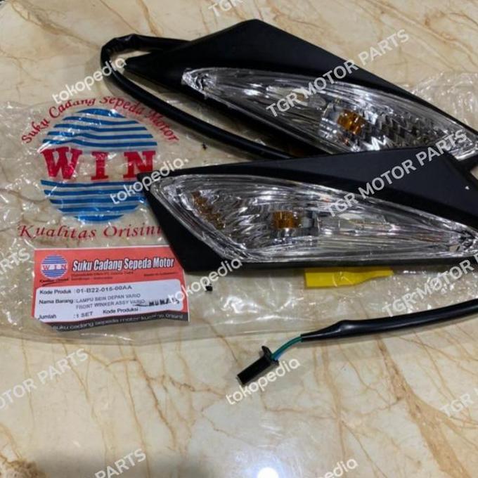 LAMPU SEN / SEIN ASSY DEPAN VARIO CW 110 Karbu Merk Win 1Set