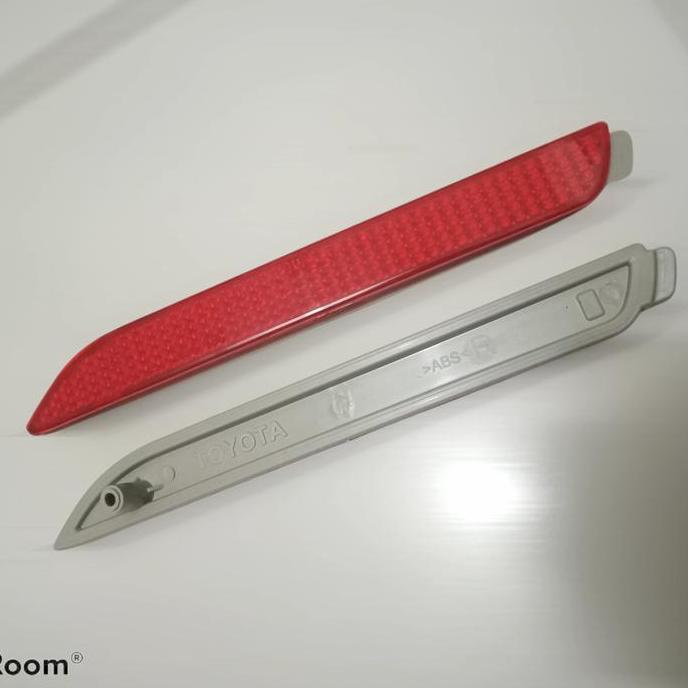 reflektor bumper belakang innova