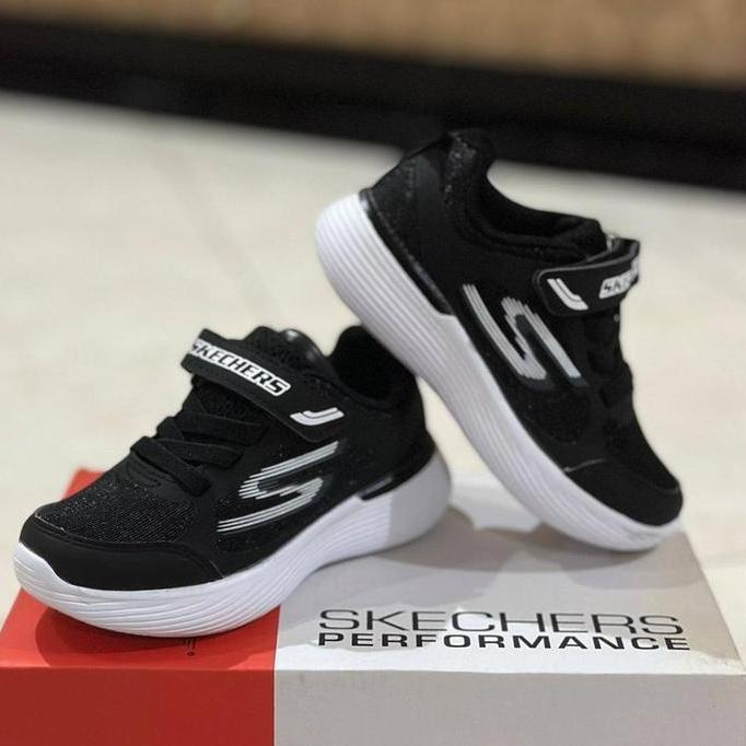 oge_stores - sepatu sekolah anak skechers hitam putih premium