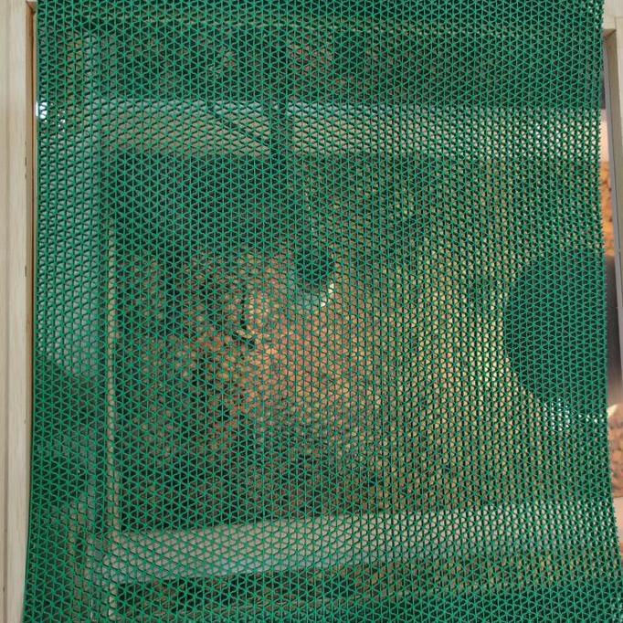 Karpet PVC, Alas Kandang Kura 40 x 60 cm, Karpet Alas Kandang