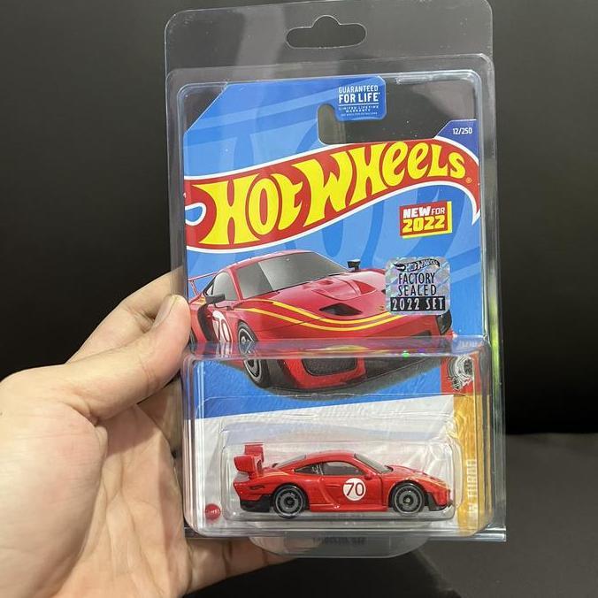Hot Wheels Porsche 935 Merah FS 2022  Factory Sealed