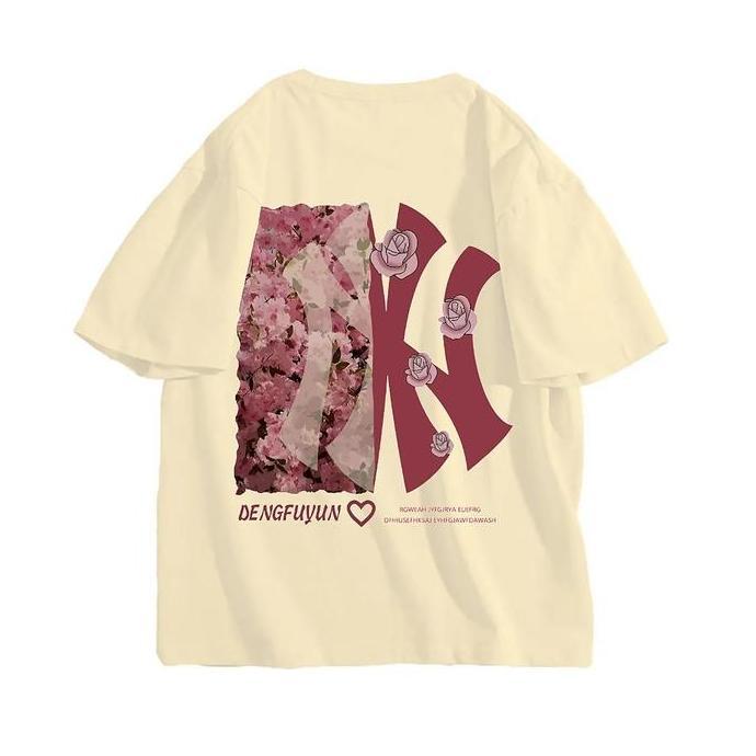 "Tekstur Trendy: Kaos Cetak Katun Fashionable dan Serbaguna 2024 Memimpin"