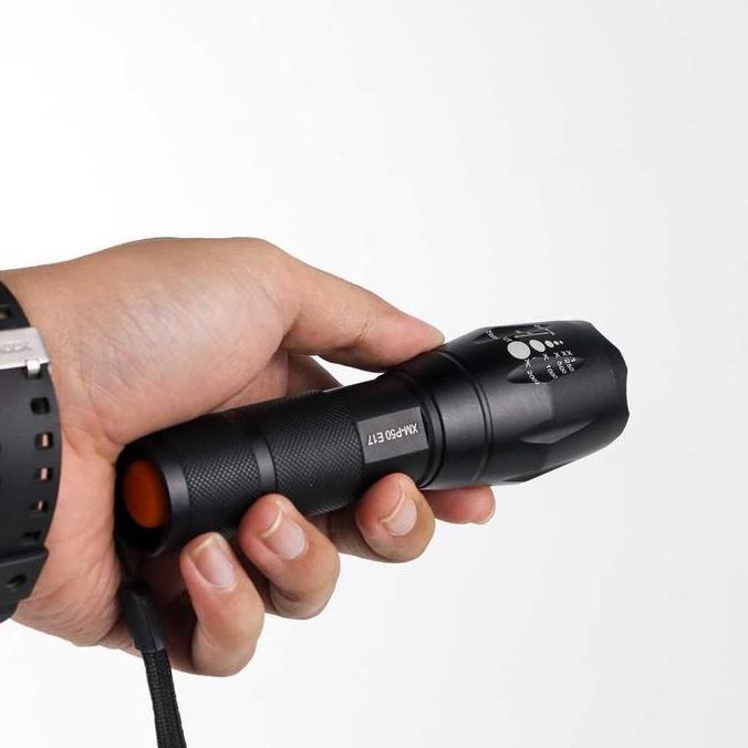 Senter Led 8000 Lumens Lengkap Dengan Baterai And Charger