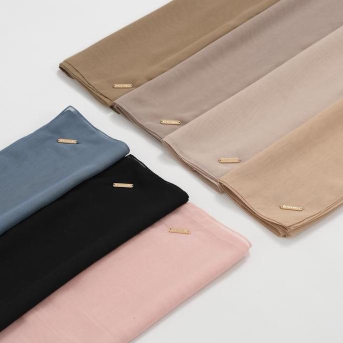 Promo Hijab Polos Segi Empat Deenay Paris Ultimate Series Cod