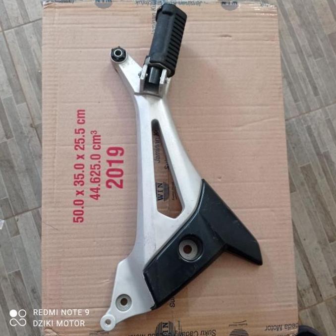 New- Bastep Footstep Pijakan Kaki Belakang Kanan Honda Revo Lama Supra X125