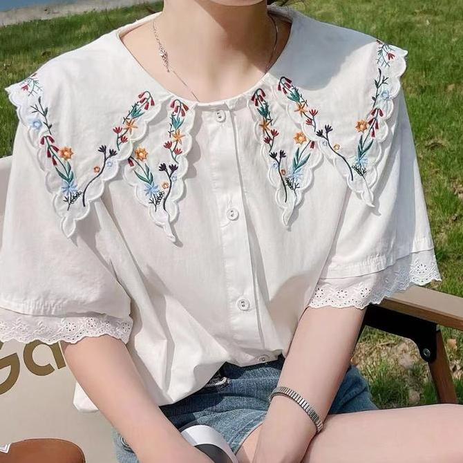 BLUS KATUN PUTIH KERAH LEBAR LANCIP BORDIR BUNGA KOREA IMPORT