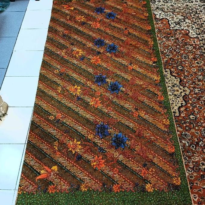 Kain jarik samping batik tulis colet model ta negri lawasan
