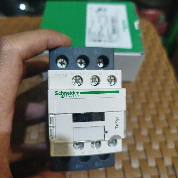 Kontaktor Schneider 50A 18.5Kw Lc1D38B7 Lc1D38D7 Lc1D38E7 Lc1D38F7 Lc1D38M7 Lc1D38Q7 Restock