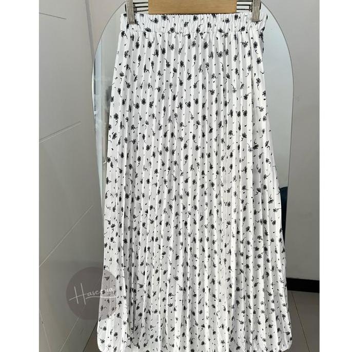 Promo Haseena Rok Plisket Mietaa Motif Bunga Melati Mayung Biasa Style Bawahan Muslim Anti Nerawang 