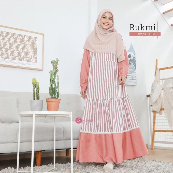 Dress Rukmi A moitf Stripe ZIZARA