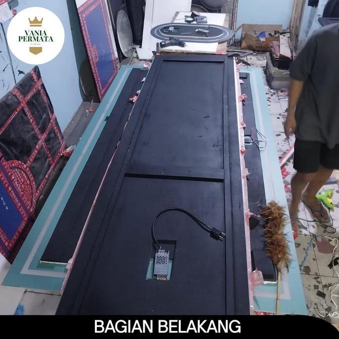 Cermin Led Touch Screen  Rias Dinding Wastafel Kamar Mandi