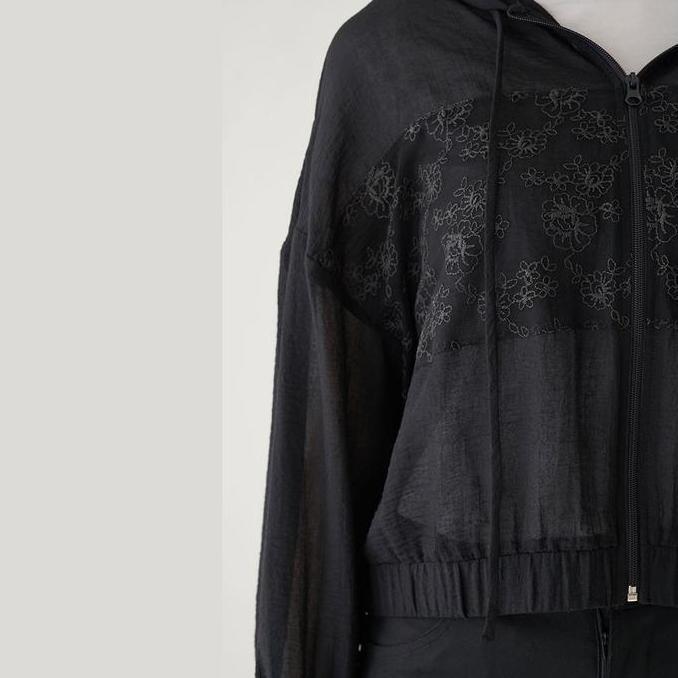 InKano Selka - Jaket wanita sheer dengan details floral embroidery