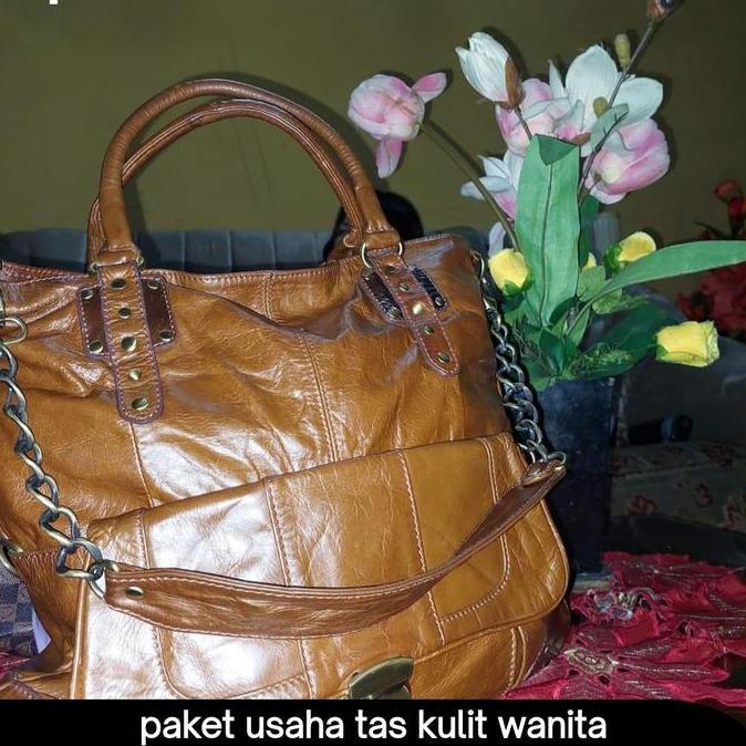 paket usaha tas kulit wanita