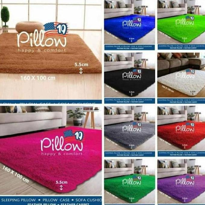 karpet bulu pillow