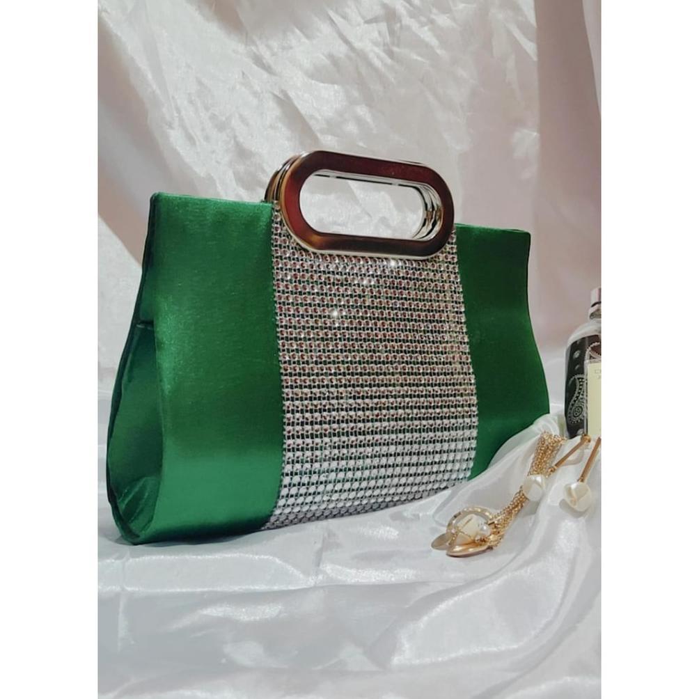 Cuci Gudang` Original Tas Satin Azkia Model Clucth Dan Selempang Bahan Satin Halus Cocok Nuat Ke Pes