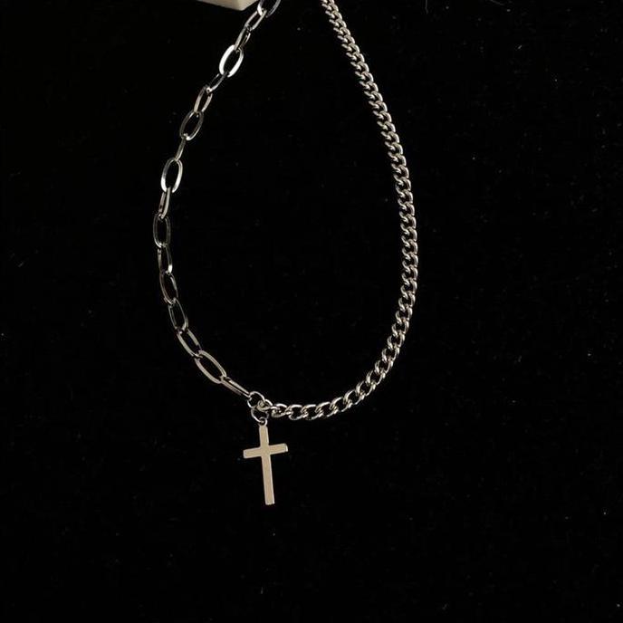 Bisainstan- Kalung Titanium Pria Kalung Pria Titanium Kalung Salib Gaya Korea